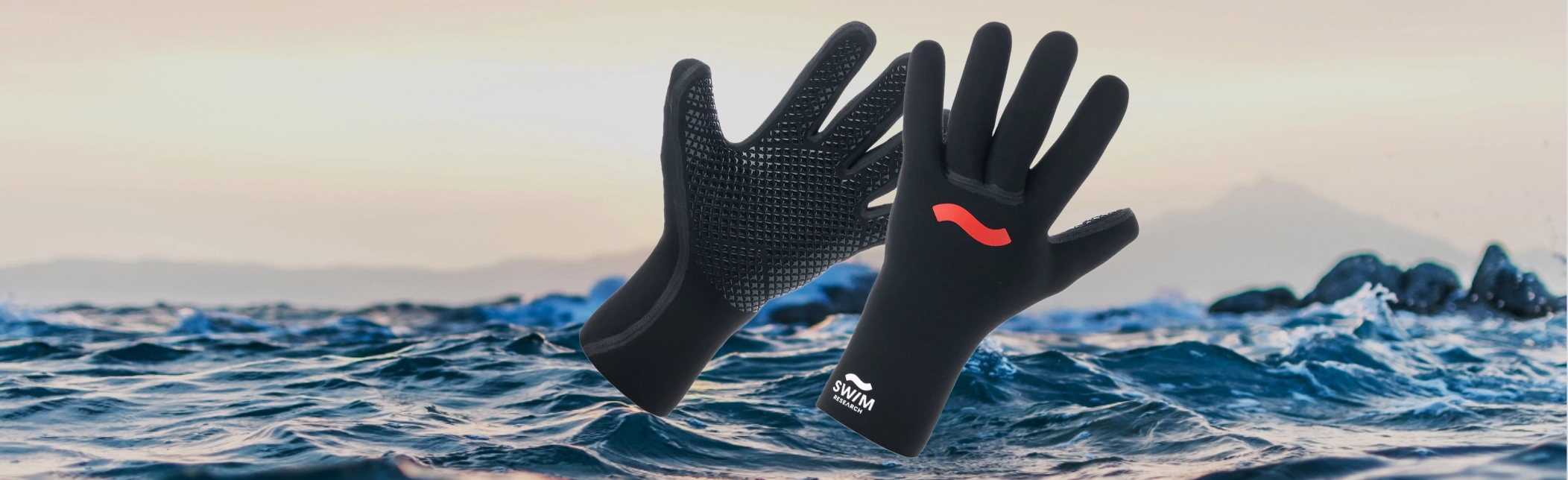C-skin-zwemhandschoenen-openwaterswimmingshop.nl