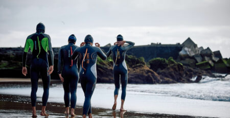 Veilig Zwemmen l open water l wetsuits l zwemboeien